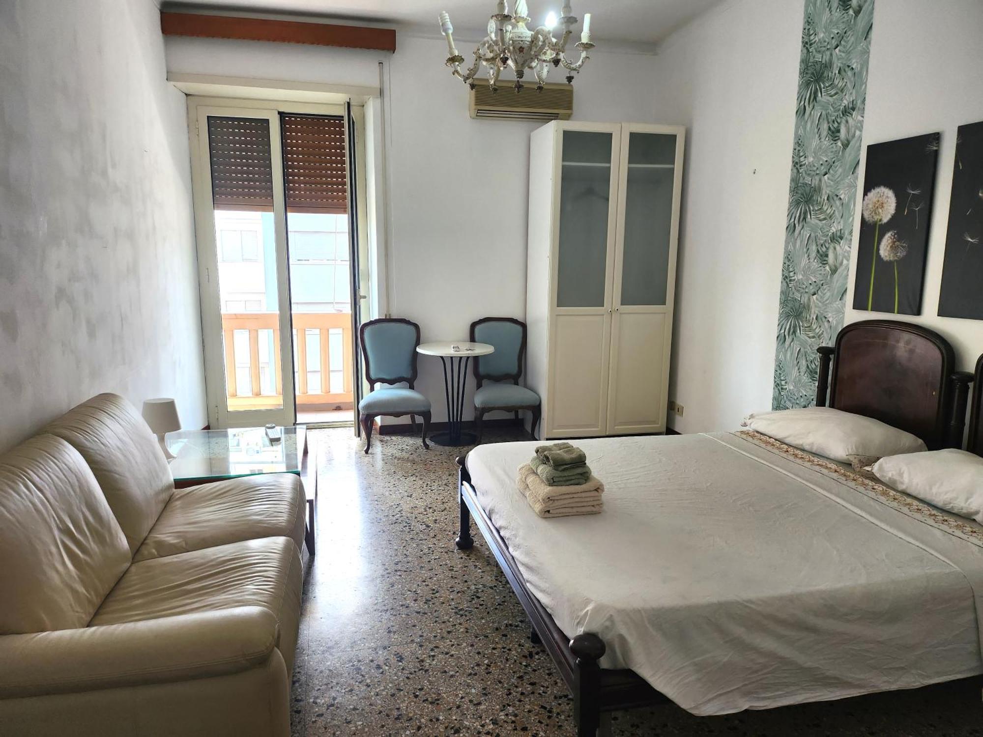 Hotel La famiglia Roma Esterno foto